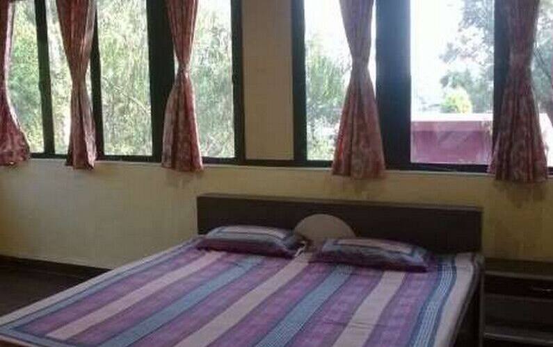 Dhom Lake Residency, Panchgani 5
